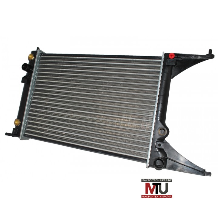 Радиатор охлаждение двигателя THERMOTEC D7X030TT