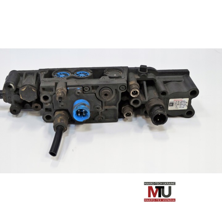 Б/У Блок клапанів селектора DAF 105 КПП ZF 1025463, 0501215440
